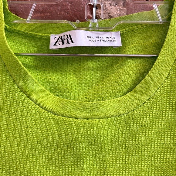Zara 'summer Brat color - knit crop top - Picture 3 of 4
